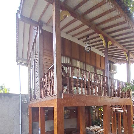 Diana'S Homestay Баньюванги Экстерьер фото