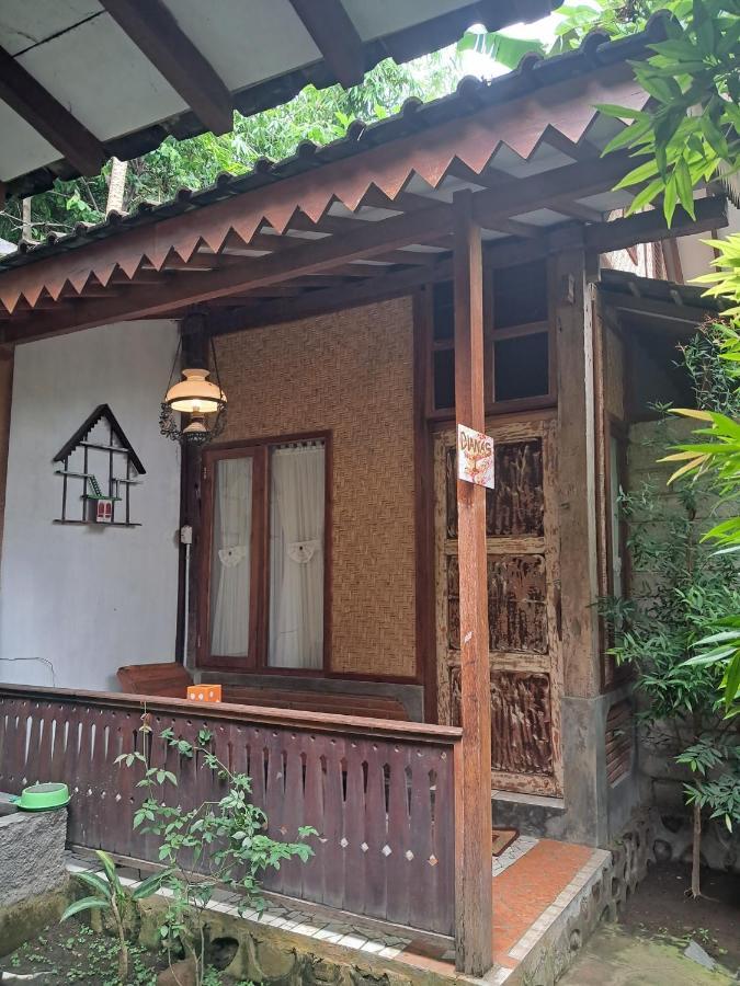 Diana'S Homestay Баньюванги Экстерьер фото