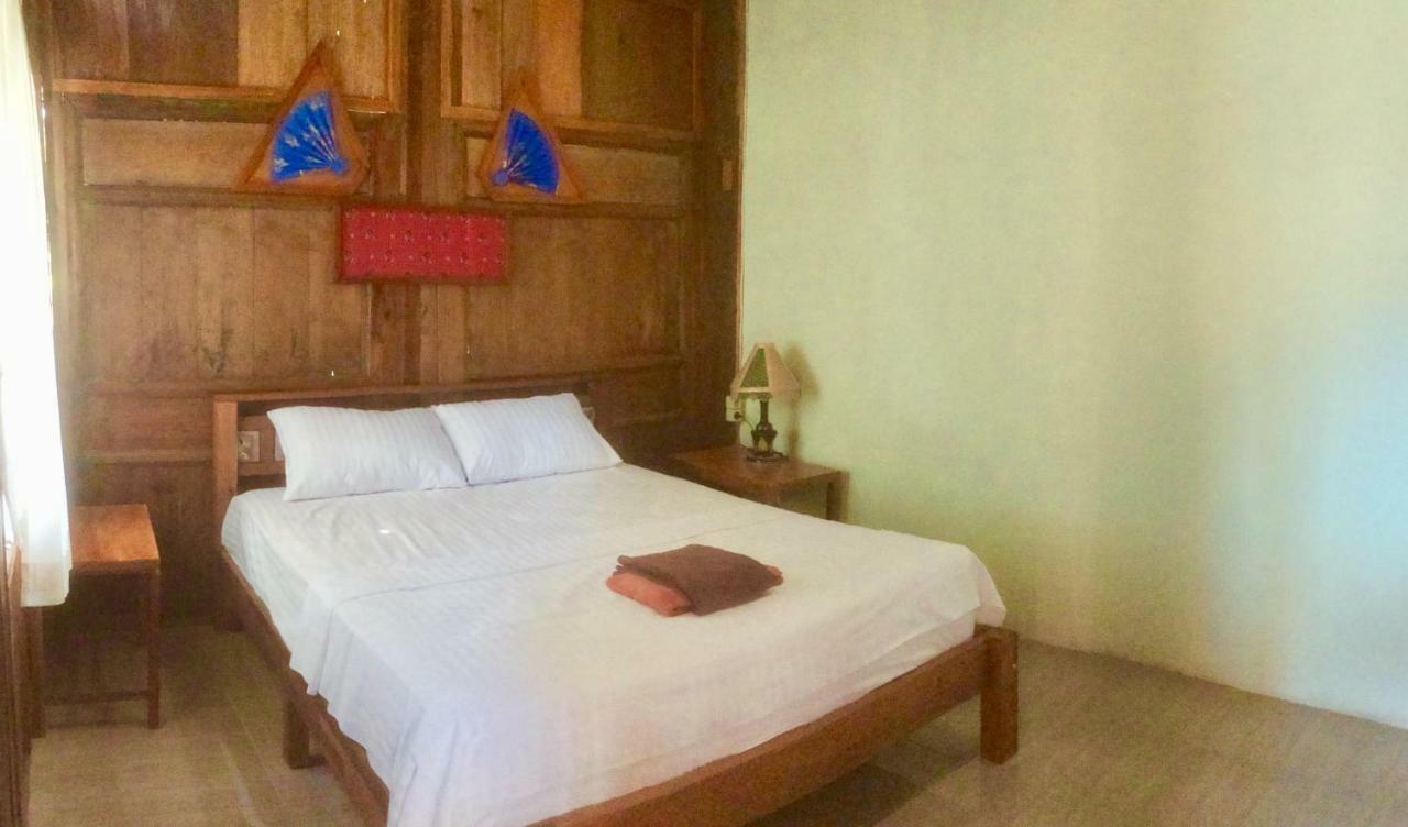 Diana'S Homestay Баньюванги Экстерьер фото